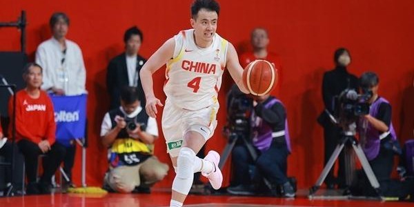 保利体育官方网站-从落后11分到逆转取胜！中国男篮赢了，却暴露大问题